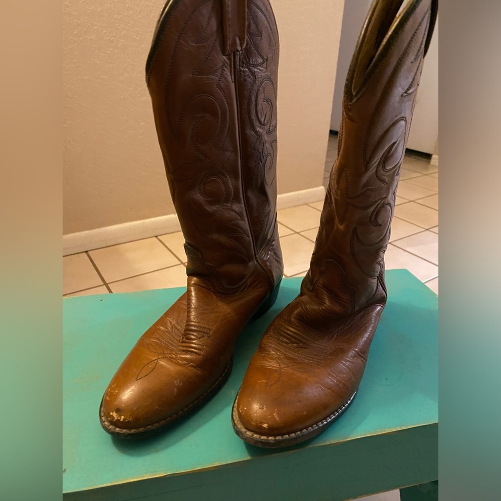 Vintage cowboy boots